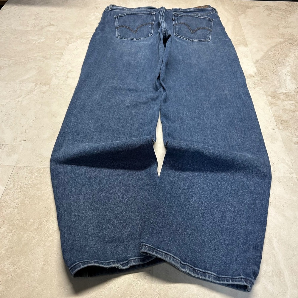Levis 512 Perfectly Slimming Straight Leg Jeans Blue Womens 16M Medium Wash